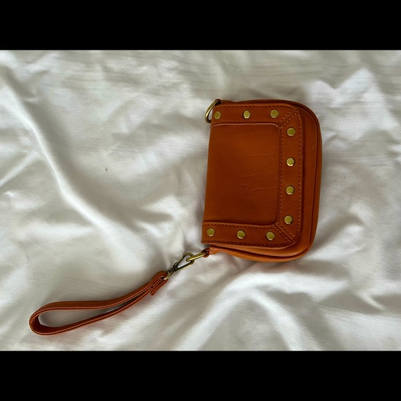 Little clutch - Picture 1 of 2